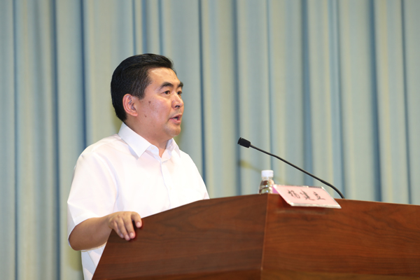 国家卫生计生委直属机关党委杨建立常务副书记出席会议并讲话.jpg 国家卫生计生委直属机关党委杨建立常务副书记出席会议并讲话.jpg